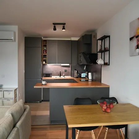 Sunlit Elegance Escape * Varna