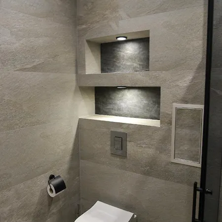 דירה Sunlit Elegance Escape