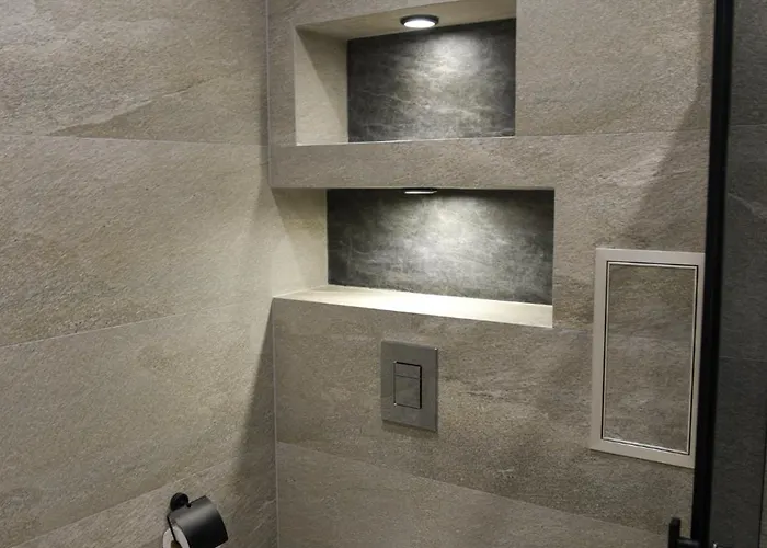 Apartment Sunlit Elegance Escape